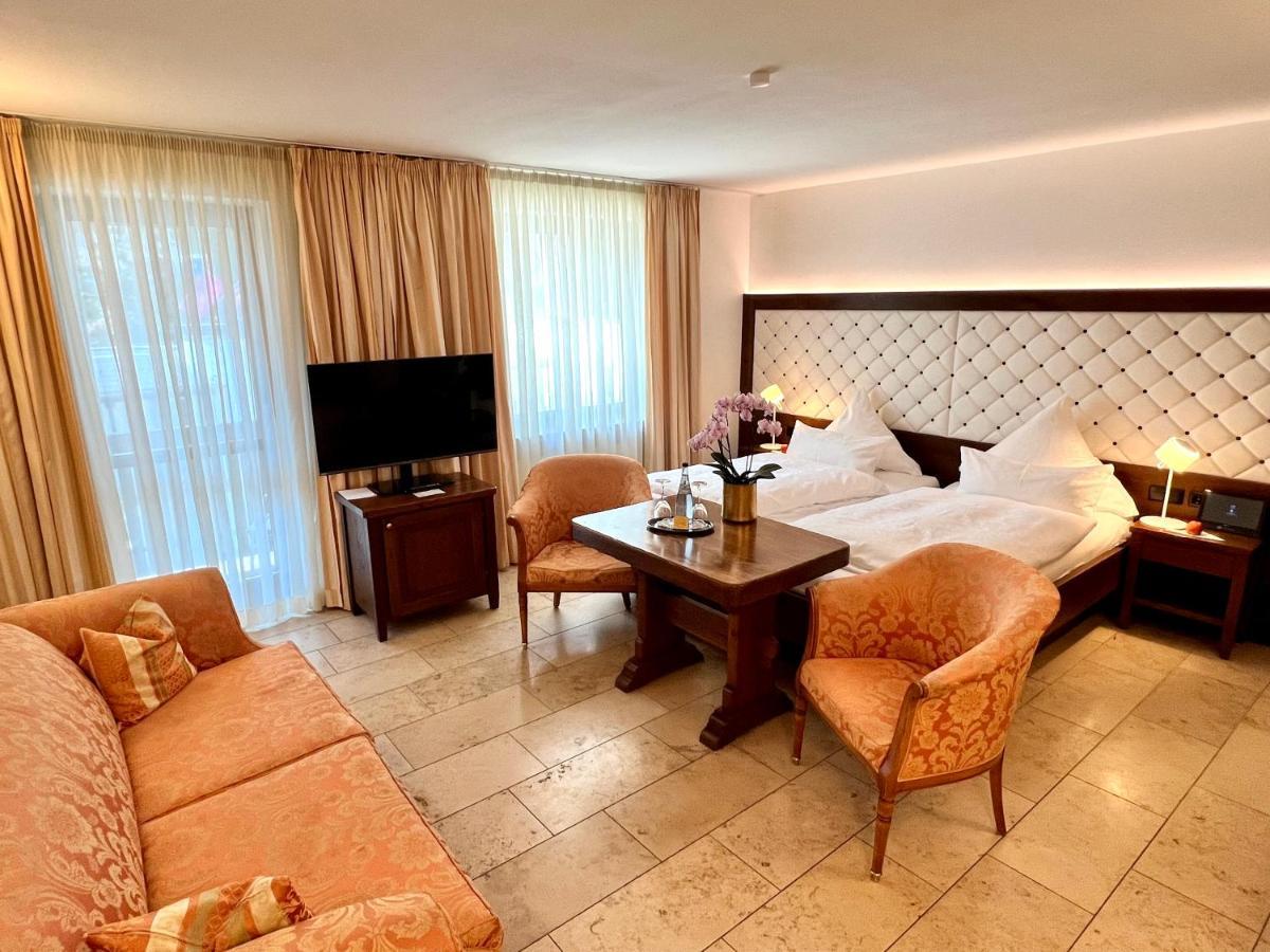 Zur Weinsteige Hotel 4*