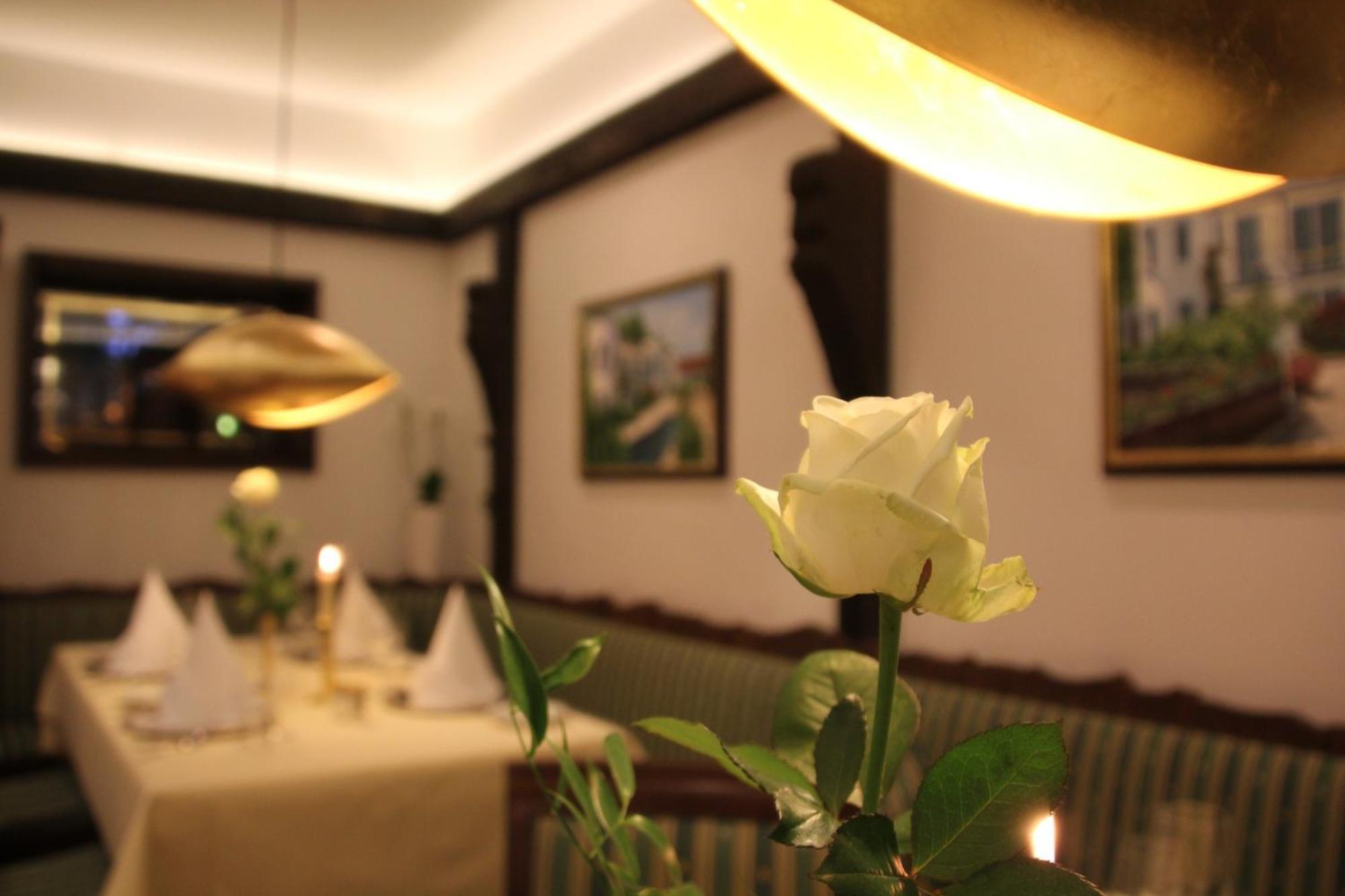 Hotel Zur Weinsteige 4*